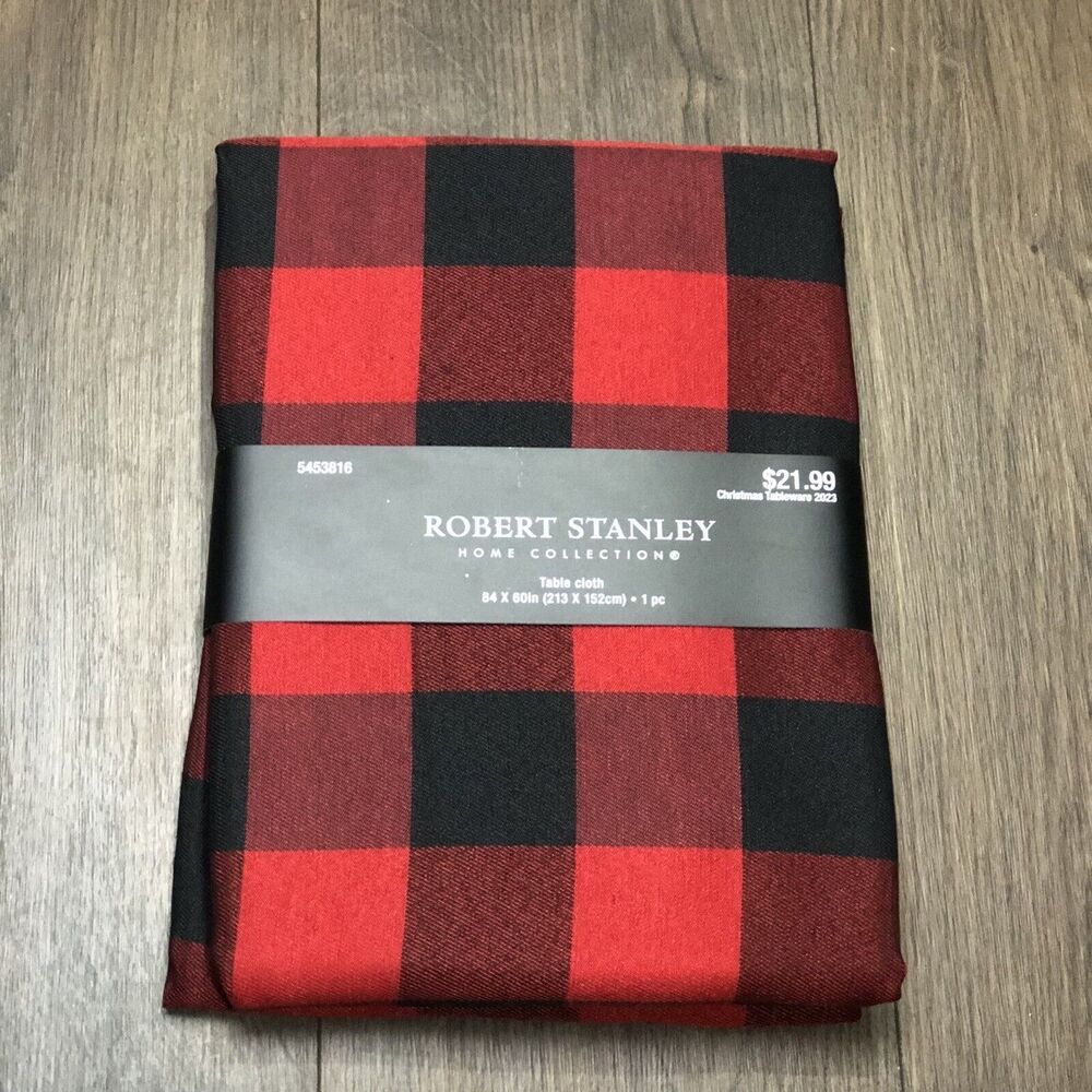 New CHRISTMAS Buffalo plaid tablecloth 60 x 84” inch water resistant Easy Care - Picture 6 of 12